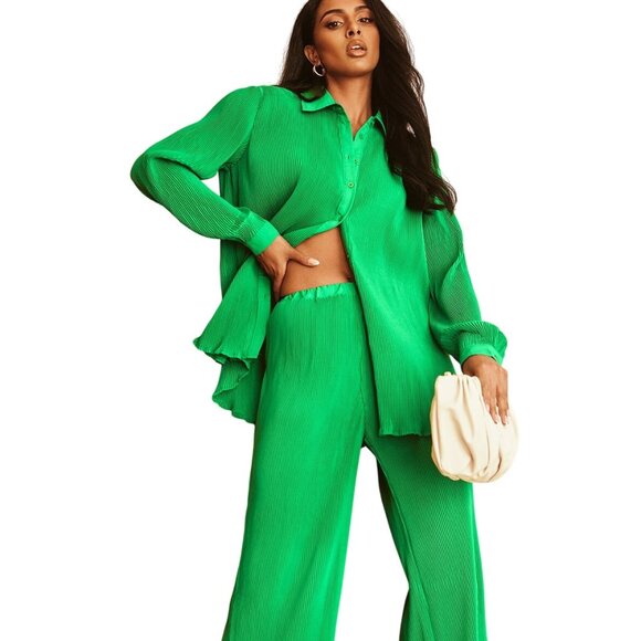 PrettyLittleThing NWT Green Pleated Trousers Size 6 Polyester - Picture 1 of 16